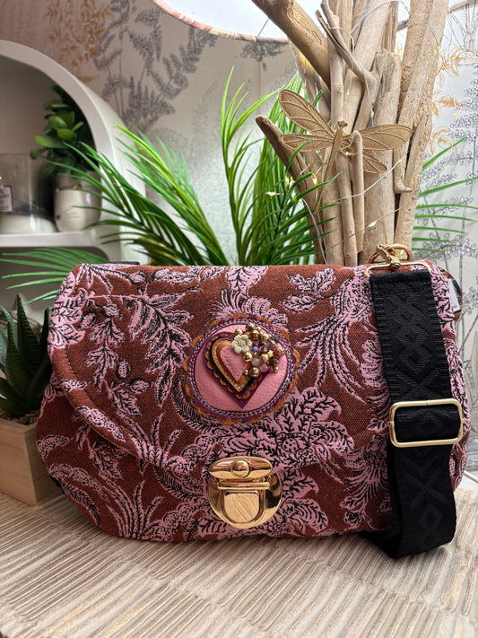Sac à main cœur à prendre
